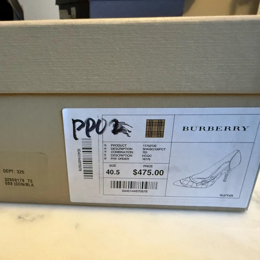 Burberry Plaid Black and Tan Heels size 40.5 - Picture 2 of 7